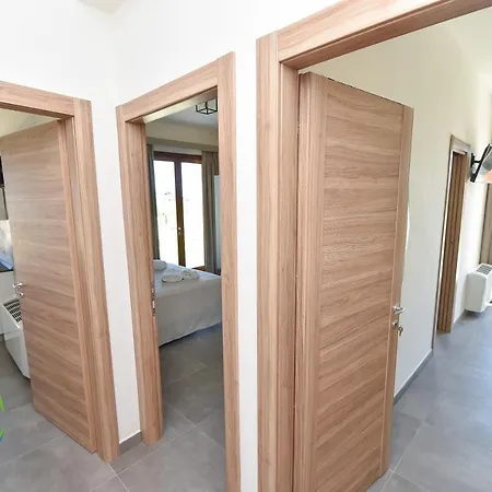 La Posidonia - Abele *